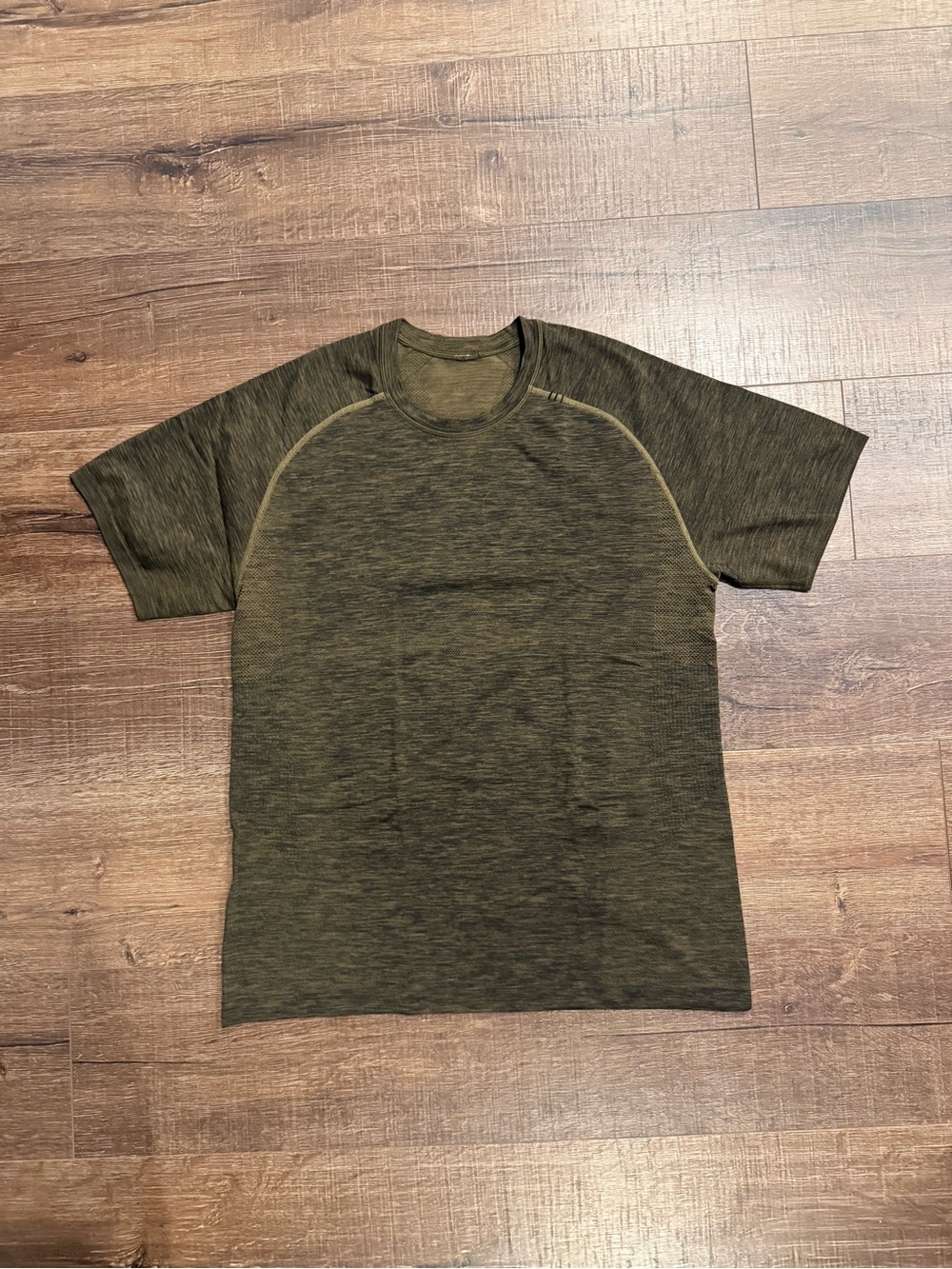 Lululemon | Metal Vent Tech SS